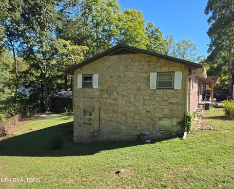 Tiny photo for 142 Oak Circle, Rocky Top, TN 37769 (MLS # 1357068)