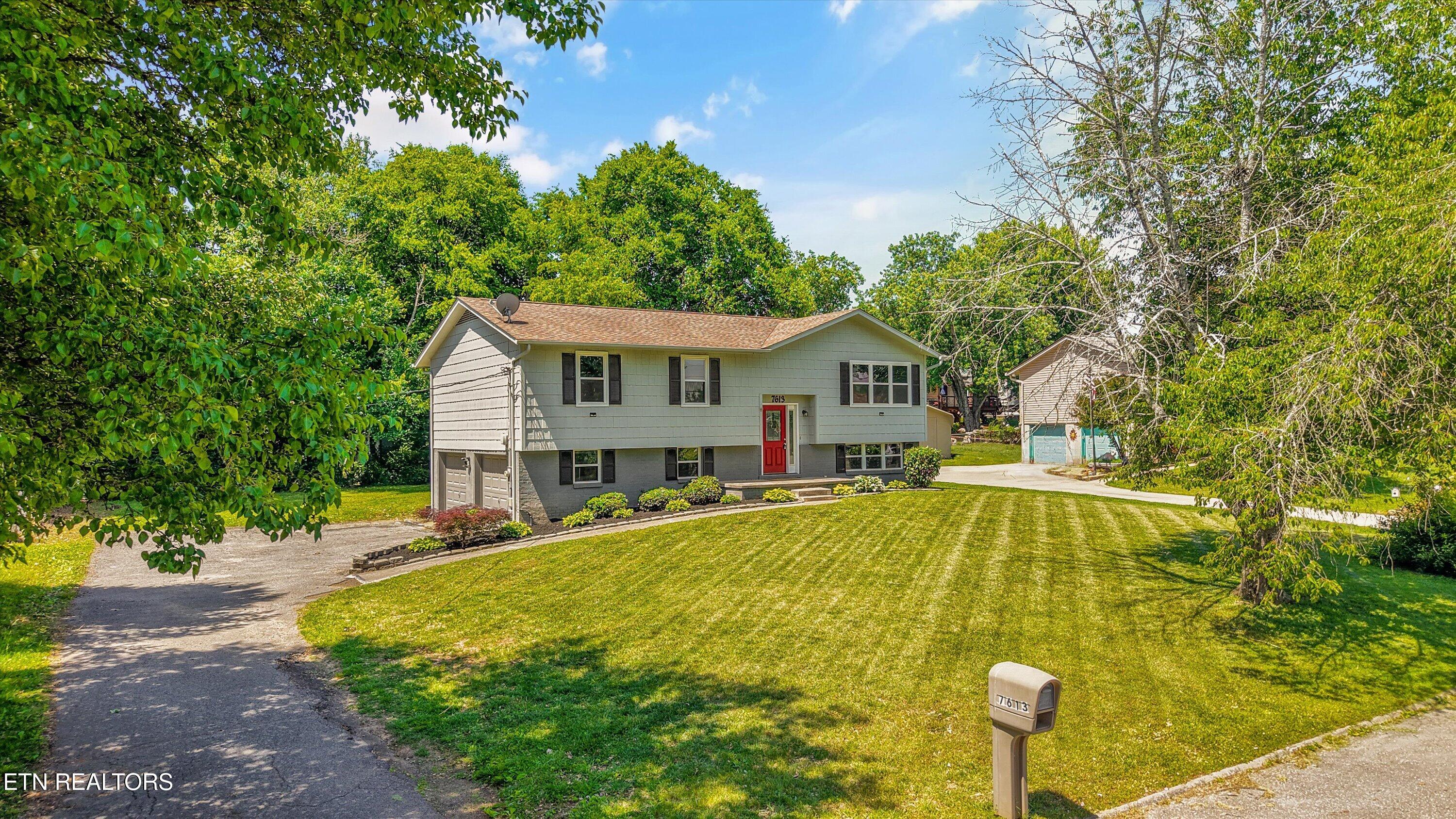7613 Fall Wind Court