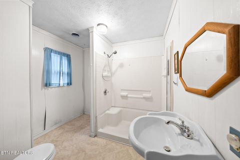 Tiny photo for 307 Tarwater St, Rockwood, TN 37854 (MLS # 1330230)