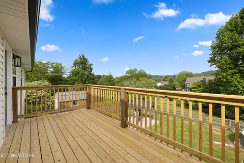 Tiny photo for 108 Breezewood Circle, Clinton, TN 37716 (MLS # 1339881)