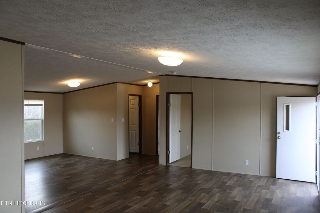 Photo of 165 Cartwright Circle, Tazewell, TN 37879 (MLS # 1253875)