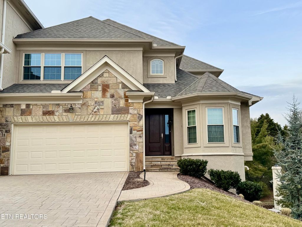Photo of 1026 Spy Glass Way, Knoxville, TN 37922 (MLS # 1329472)