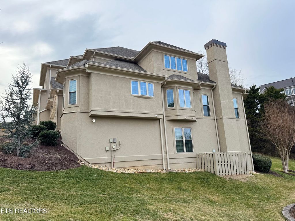 Photo of 1026 Spy Glass Way, Knoxville, TN 37922 (MLS # 1329472)