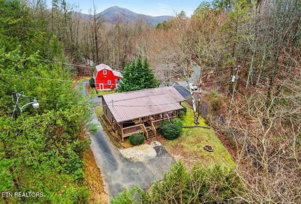 Photo of 44244428 Grindstone Ridge Rd, Pigeon Forge, TN 37863 (MLS # 1316480)