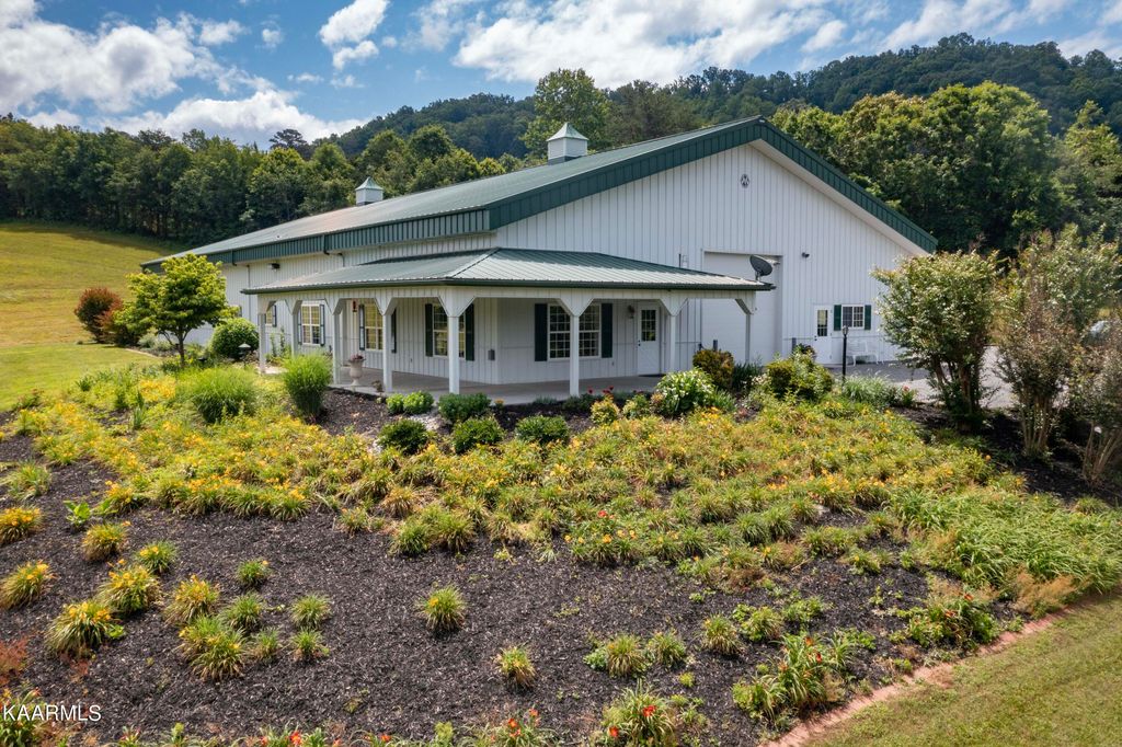 Photo of 1100 Belltown Rd, Tellico Plains, TN 37385 (MLS # 1228936)