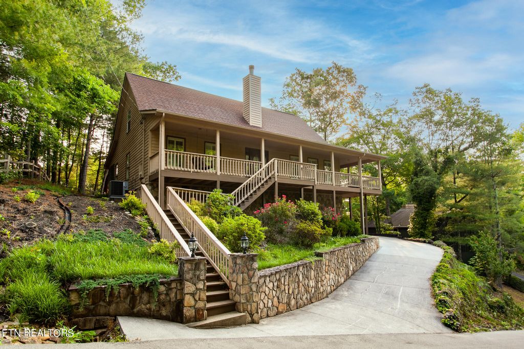 Photo of 530 Nathans Nook Rd, Townsend, TN 37882 (MLS # 1251462)