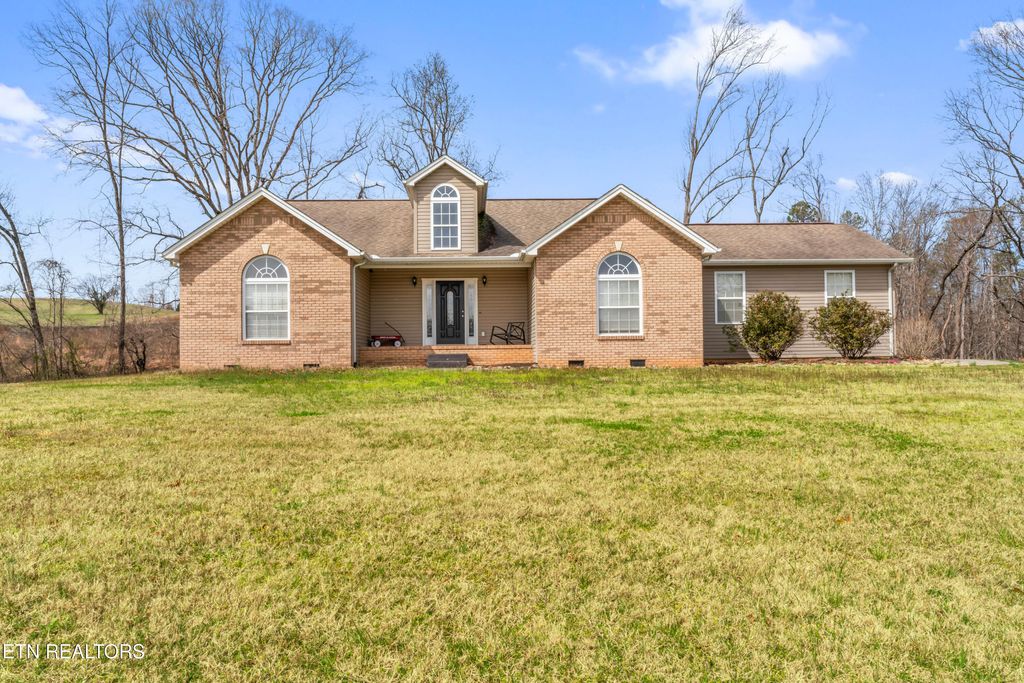 Photo of 233 Walton Rd, Strawberry Plains, TN 37871 (MLS # 1294914)