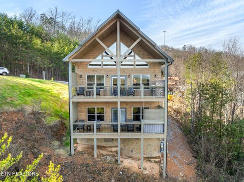 Tiny photo for 804 Peak Loop Way, Pigeon Forge, TN 37876 (MLS # 1324467)