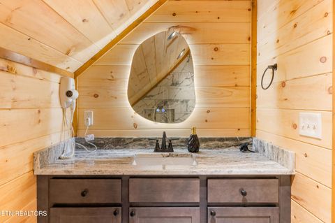 Tiny photo for 804 Peak Loop Way, Pigeon Forge, TN 37876 (MLS # 1324467)