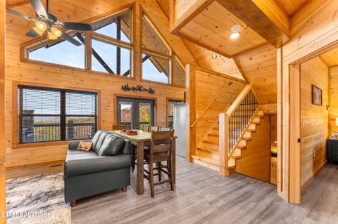 Tiny photo for 804 Peak Loop Way, Pigeon Forge, TN 37876 (MLS # 1324467)