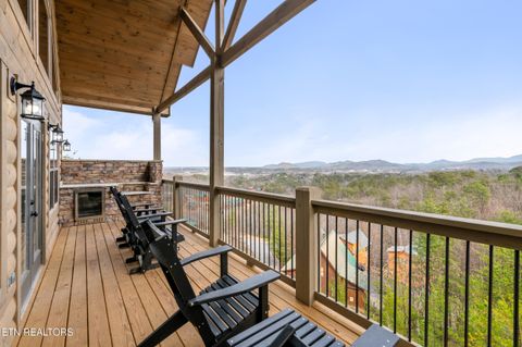 Tiny photo for 804 Peak Loop Way, Pigeon Forge, TN 37876 (MLS # 1324467)