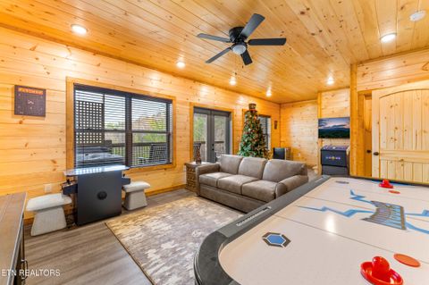 Tiny photo for 804 Peak Loop Way, Pigeon Forge, TN 37876 (MLS # 1324467)