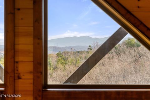 Tiny photo for 804 Peak Loop Way, Pigeon Forge, TN 37876 (MLS # 1324467)