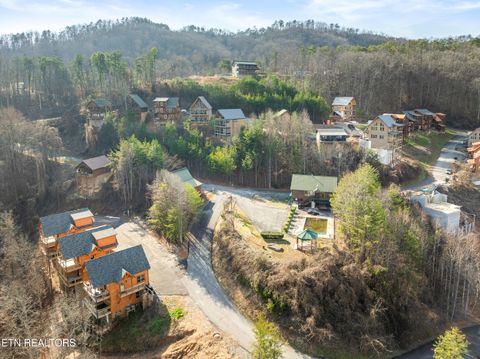 Tiny photo for 804 Peak Loop Way, Pigeon Forge, TN 37876 (MLS # 1324467)