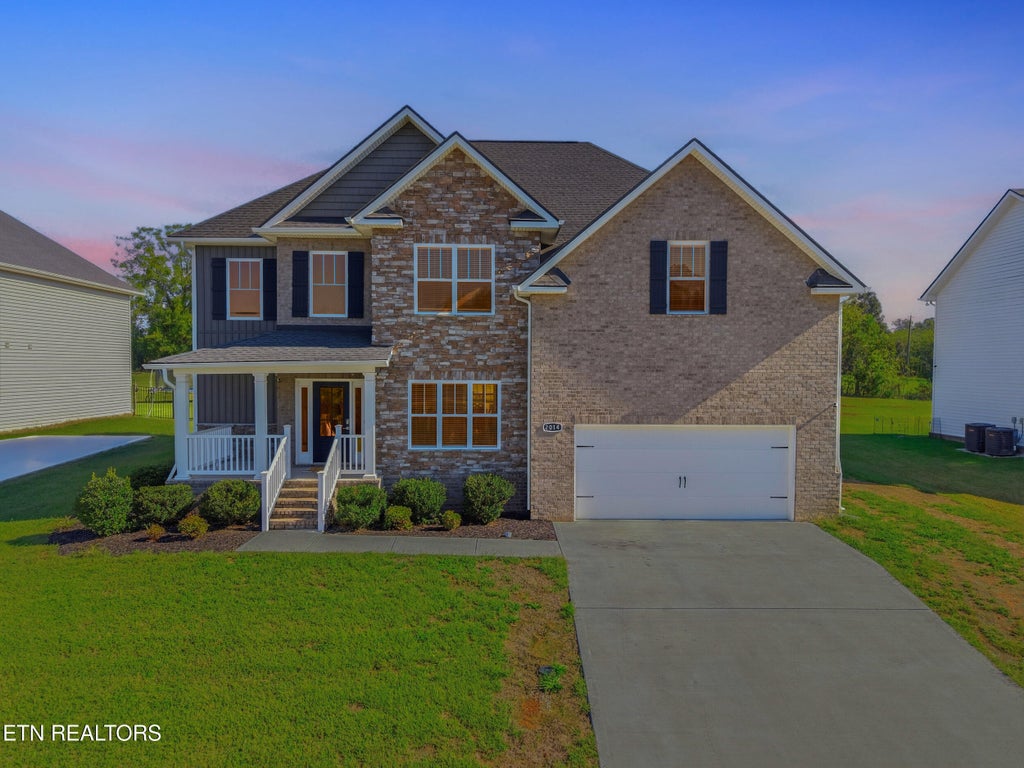Photo of 2014 Farm Blvd, Sevierville, TN 37876 (MLS # 1358797)