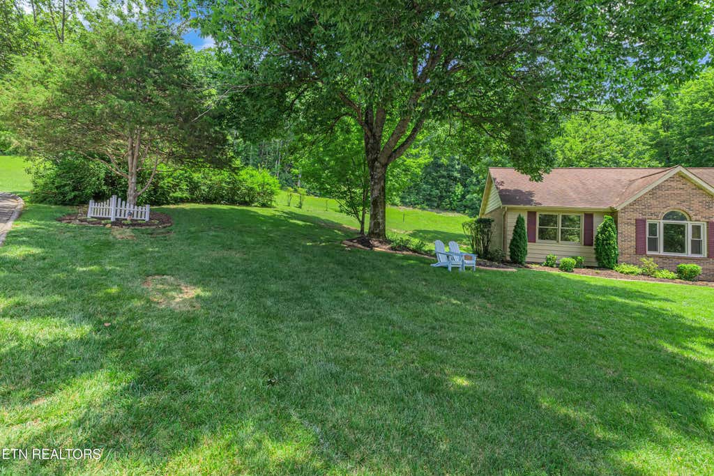 Photo of 6811 Hunters Tr, Knoxville, TN 37921 (MLS # 1344456)