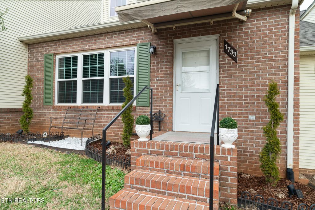 Photo of 1733 S Odell Rd, Maryville, TN 37801 (MLS # 1325484)