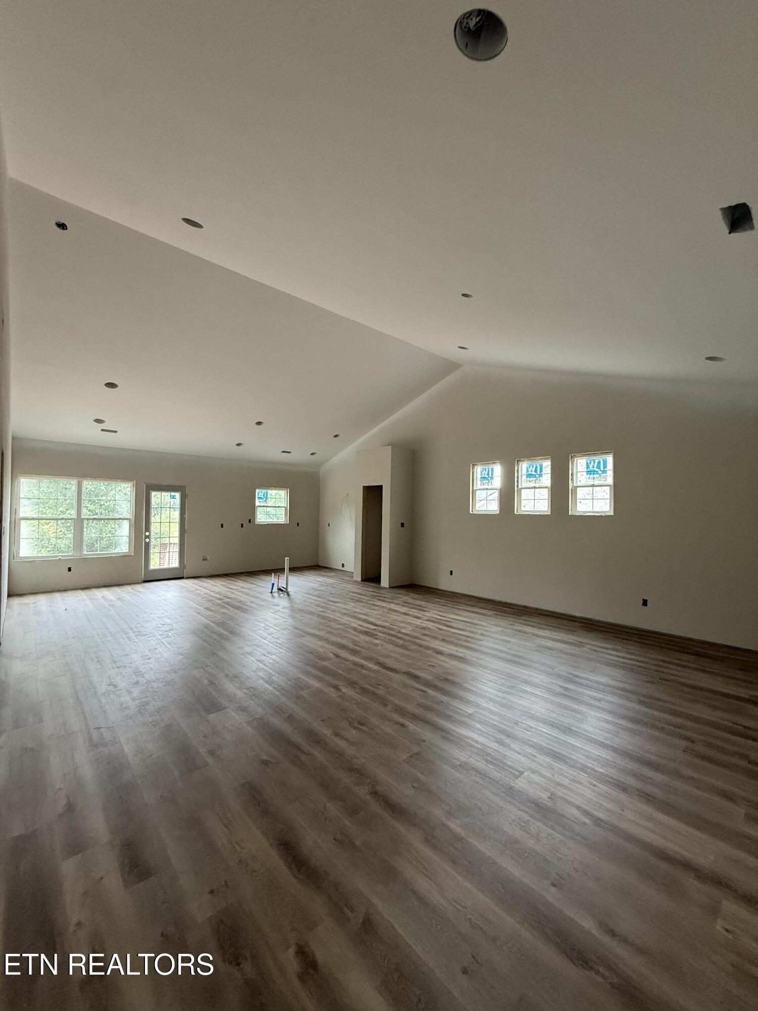 107 Van Gilder Way