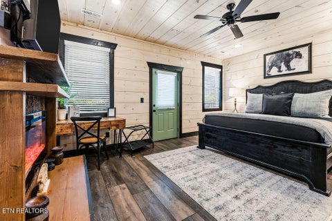 Tiny photo for 3033 Ridge Top Resort Way, Pigeon Forge, TN 37863 (MLS # 1360466)