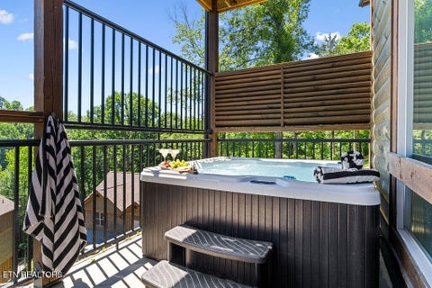 Tiny photo for 3033 Ridge Top Resort Way, Pigeon Forge, TN 37863 (MLS # 1360466)