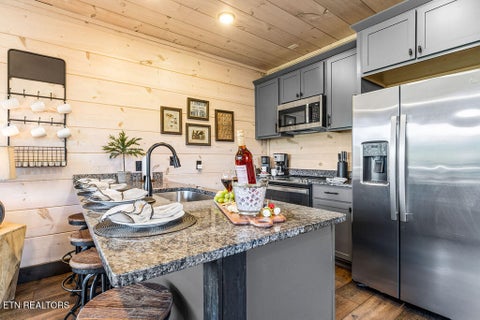 Tiny photo for 3033 Ridge Top Resort Way, Pigeon Forge, TN 37863 (MLS # 1360466)