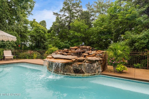 Tiny photo for 609 Trowbridge Lane, Knoxville, TN 37934 (MLS # 1348569)