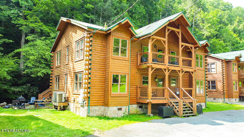 311 Caney Creek Rd