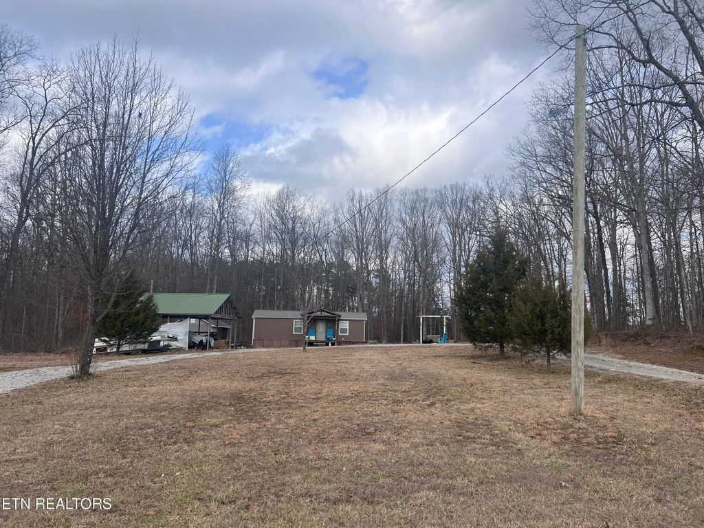 Photo of 52 Duncan Hinds Rd, Jamestown, TN 38556 (MLS # 1329947)