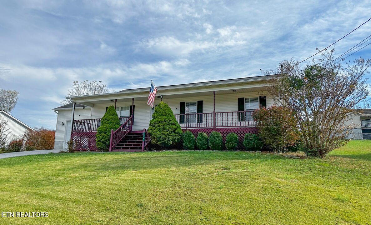 230 Clover Circle