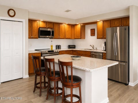 Tiny photo for 6914 Pemmbrooke Shire Lane, Knoxville, TN 37909 (MLS # 1350112)