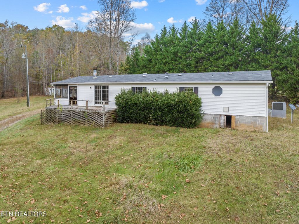 Photo of 877 Big Creek Rd, Madisonville, TN 37354 (MLS # 1282695)