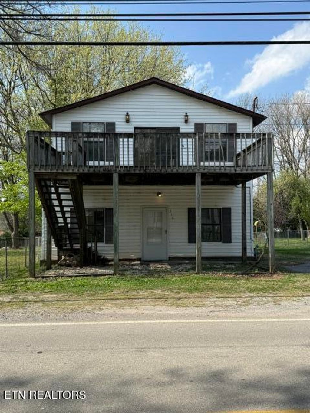 Photo of 316 Russell Rd, Rockford, TN 37853 (MLS # 1334309)