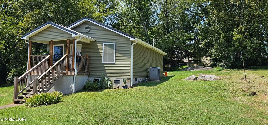 Photo of 280 W W Newcomen St, Alcoa, TN 37701 (MLS # 1290310)
