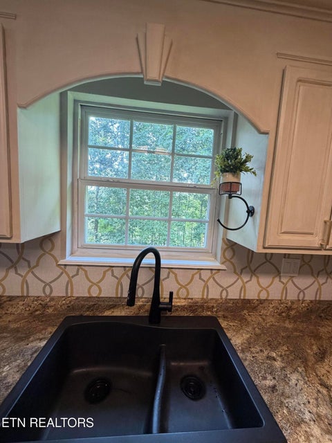 Tiny photo for 219 Scenic View Drive, Clinton, TN 37716 (MLS # 1352025)