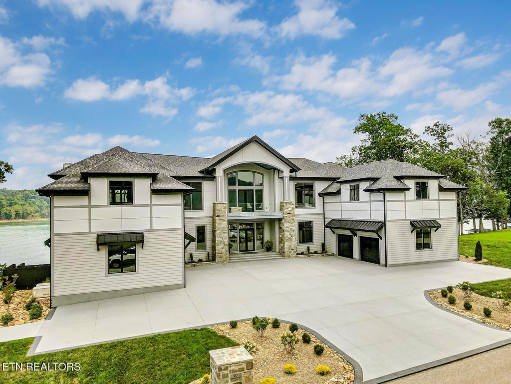 Photo of 201 Crown Jewel Lane, LaFollette, TN 37766 (MLS # 1303770)
