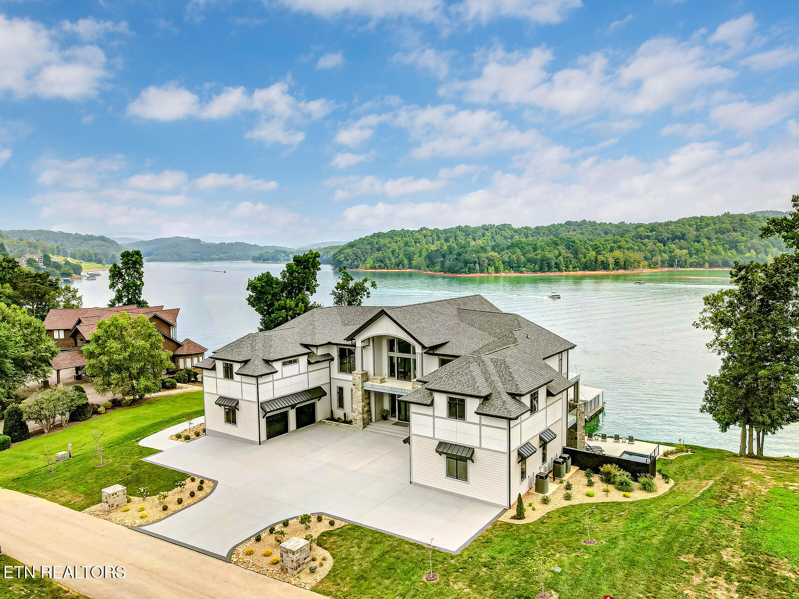 201 Crown Jewel Lane