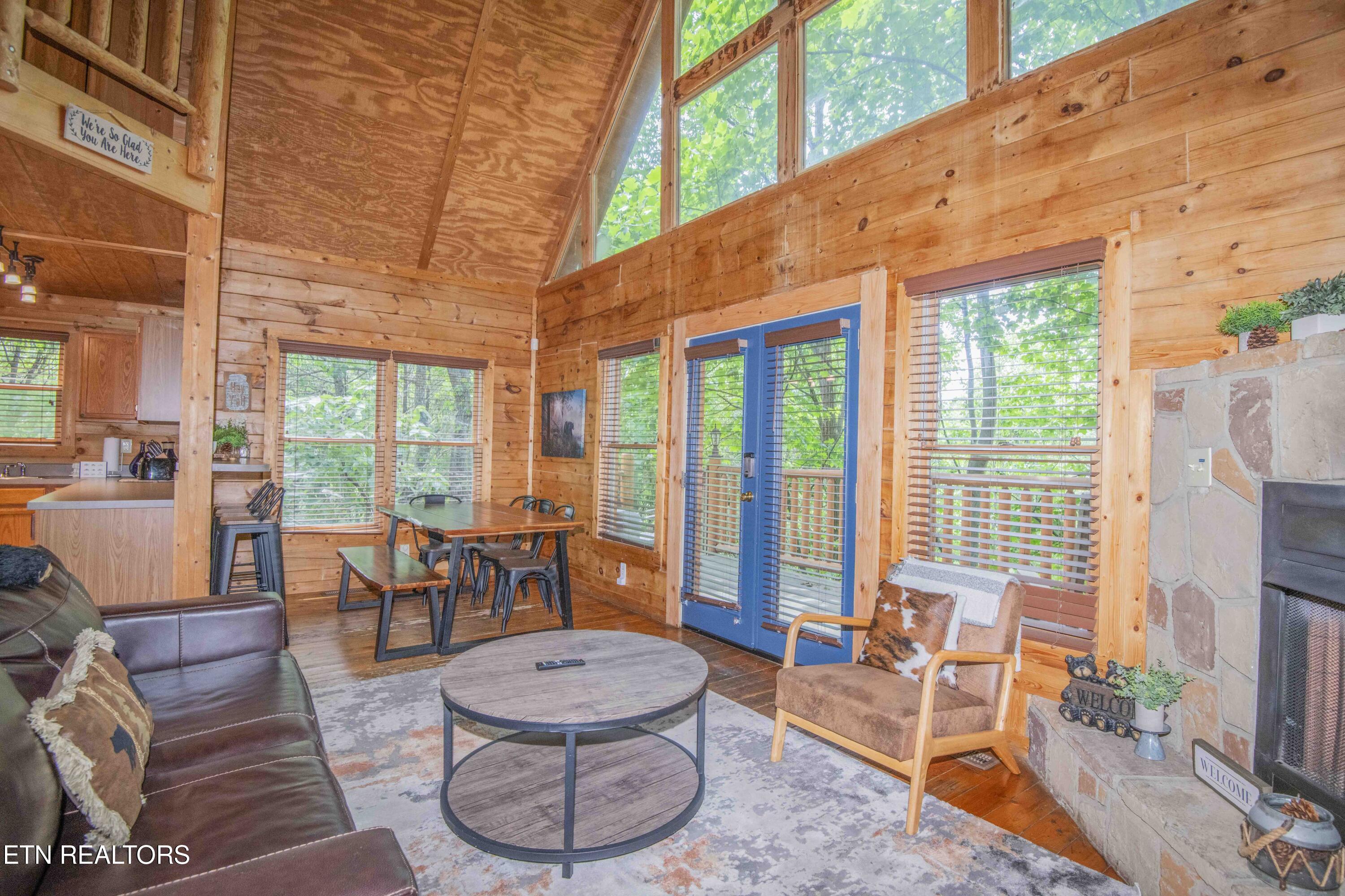 1820 Beach Front Drive Drive