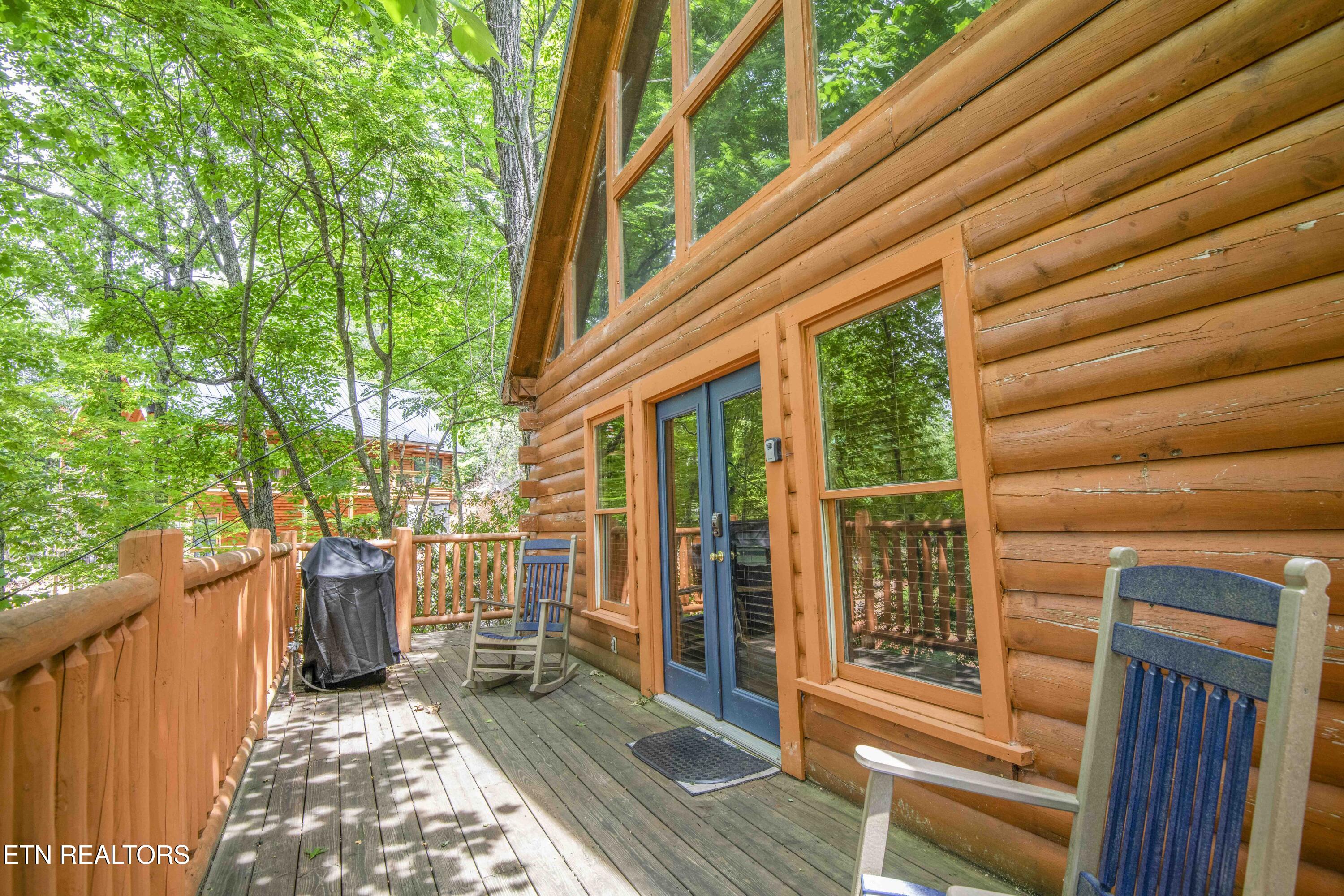 1820 Beach Front Drive Drive