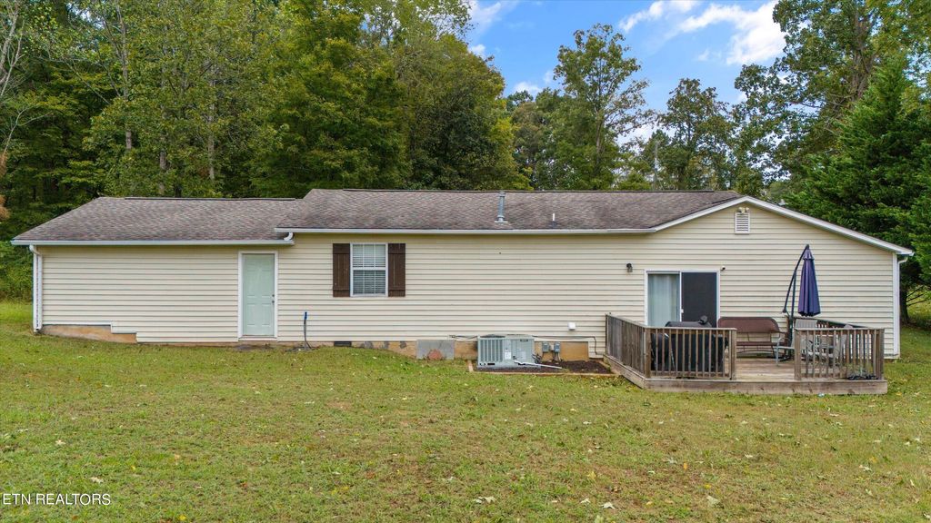 Photo of 4639 Moon Lane, Strawberry Plains, TN 37871 (MLS # 1278010)