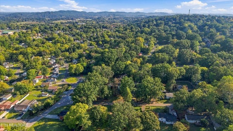 Tiny photo for 504 Akers St, Maryville, TN 37804 (MLS # 1357458)