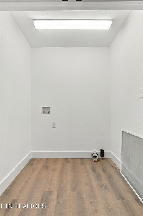 Tiny photo for 504 Akers St, Maryville, TN 37804 (MLS # 1357458)
