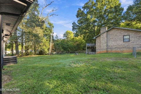 Tiny photo for 504 Akers St, Maryville, TN 37804 (MLS # 1357458)