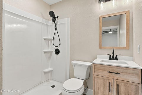 Tiny photo for 504 Akers St, Maryville, TN 37804 (MLS # 1357458)