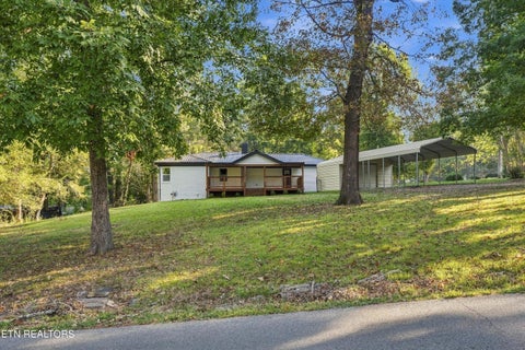 Tiny photo for 504 Akers St, Maryville, TN 37804 (MLS # 1357458)