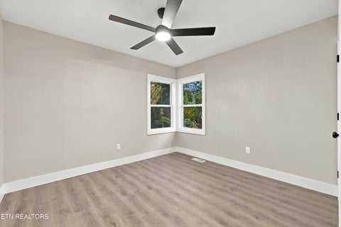 Tiny photo for 504 Akers St, Maryville, TN 37804 (MLS # 1357458)