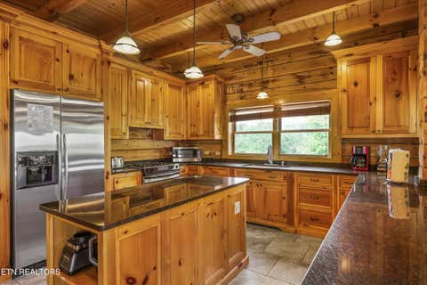 Tiny photo for 430 Sugar Cove Way, Newport, TN 37821 (MLS # 1344020)