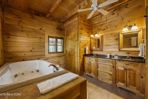 Tiny photo for 430 Sugar Cove Way, Newport, TN 37821 (MLS # 1344020)