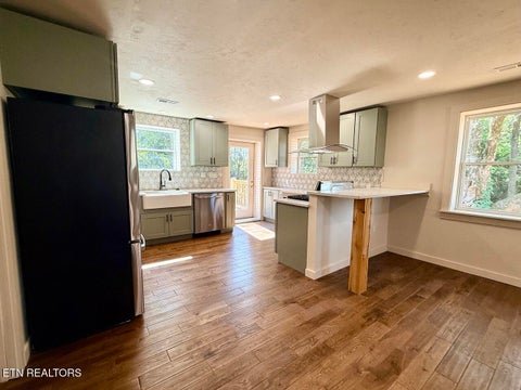 Tiny photo for 8752 Gleason Drive, Knoxville, TN 37923 (MLS # 1357503)