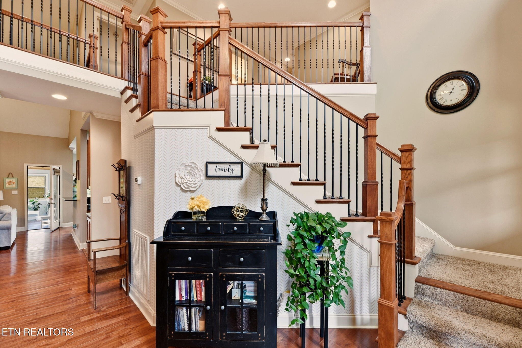 106 Creek View Court