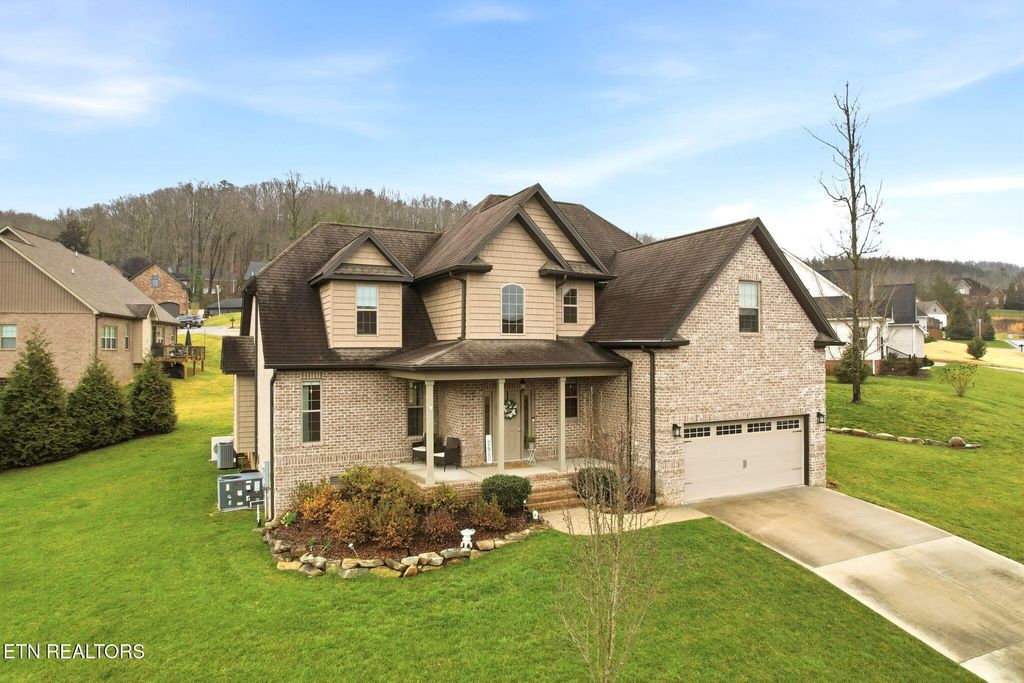 Photo of 106 Creek View Court, Oak Ridge, TN 37830 (MLS # 1330549)